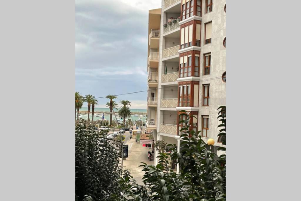 Apartamento Centrico Castro Urdiales Luaran gambar